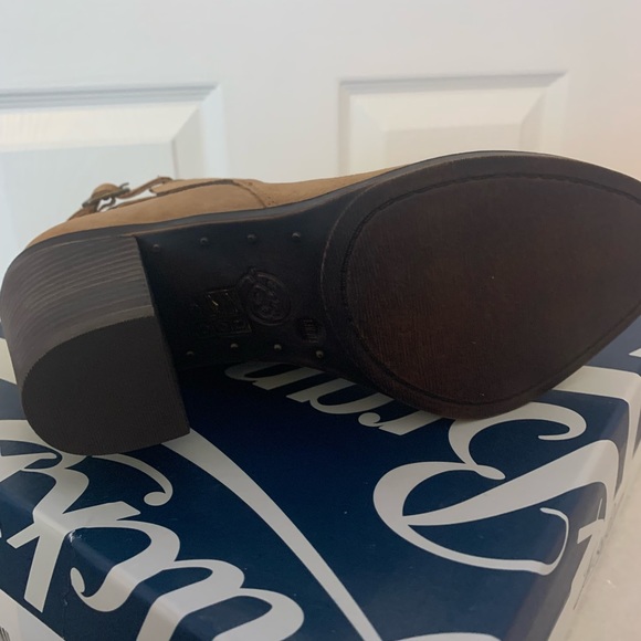 Lucky Brand Esperanza Boots, NWT, Aztec, 7.5B - Picture 3 of 4